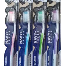 ESCOVA DENTAL ADULTO NAVY+FRESH DURA 1 UNIDADE